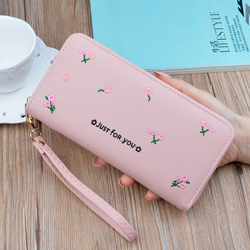 Women's Fashion Embroidery Large Capacity Soft Leather Change Ladies Wallets