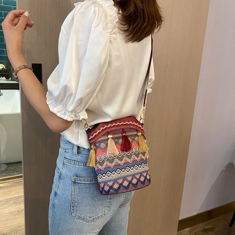 Women's Super Popular Ethnic Style Unique Tassel Shoulder Bags