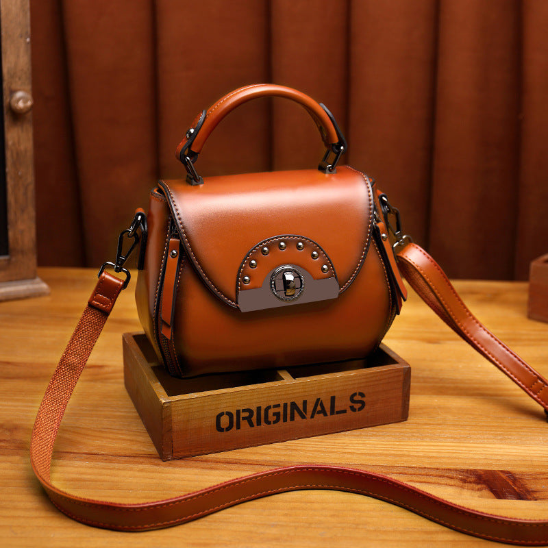 Women's Mature Elegant Retro Fashion Soft Handbags