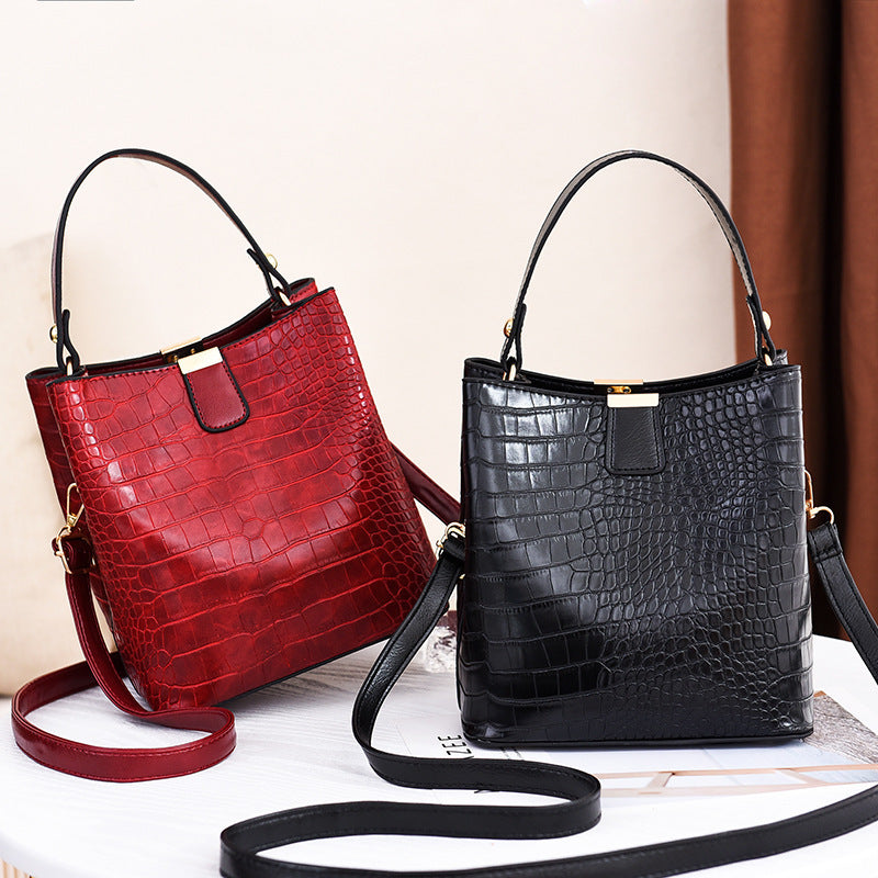 Women's Attractive Spring Fashion Korean Style Shoulder Bags