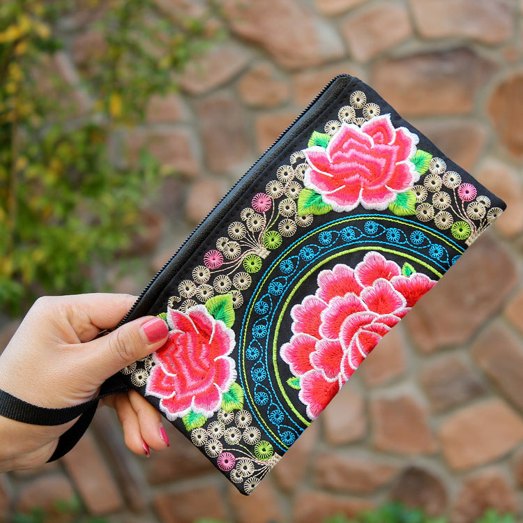 Women's Yunnan Ethnic Embroidery Clutch Fabric Long Change Coin Purses