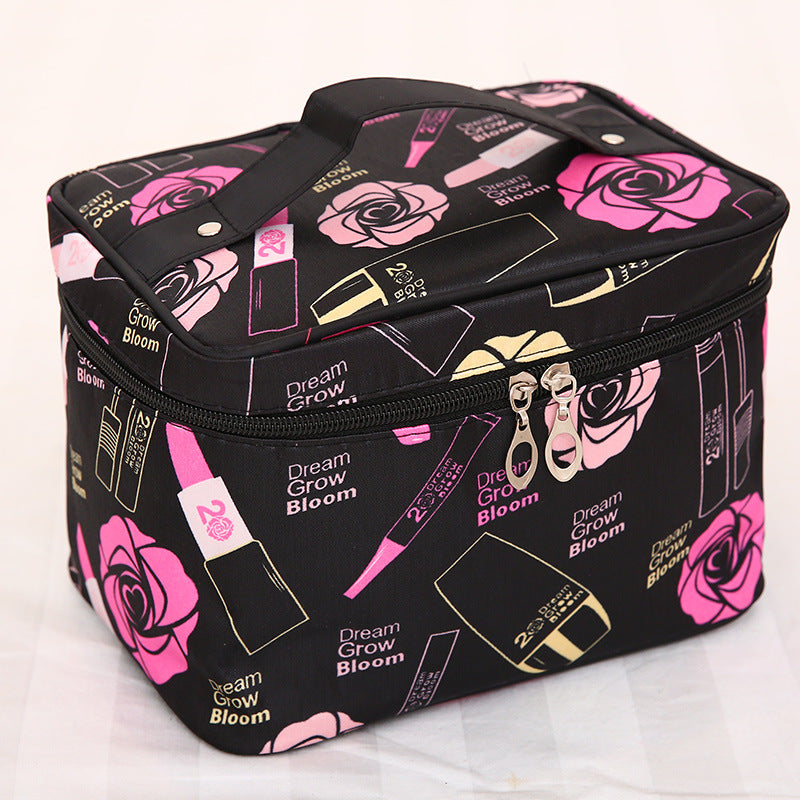 Trousse de maquillage à main en satin avec motif dessin animé