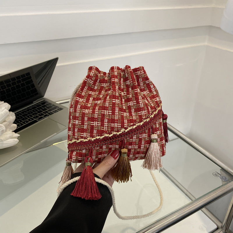 Women's Woolen Woven Street Trendy Fashion Drawstring Phone Bags