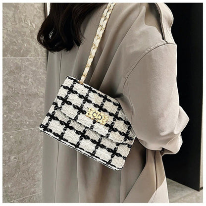 Versatile Minority Fashion Trend Chain Texture Crossbody Bags