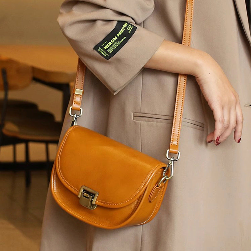 Women's Vintage Saddle Stylish Vegetable Tanned Leather Cow Crossbody Bags