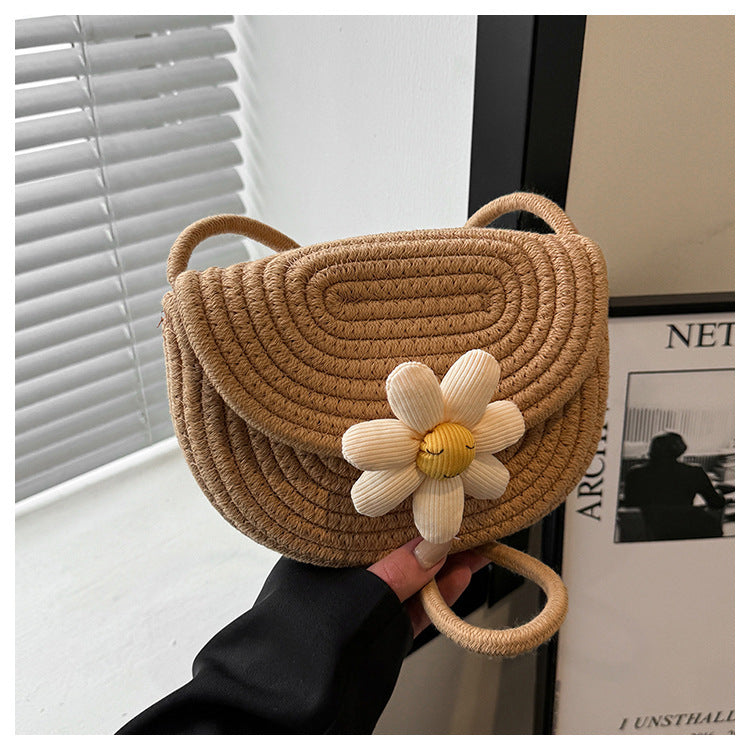 Women's Attractive High-grade Woven Saddle Fashion Bags