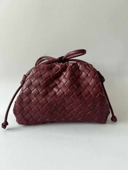 Women's Woven Cloud Retro Simple Dumpling Mini Handbags