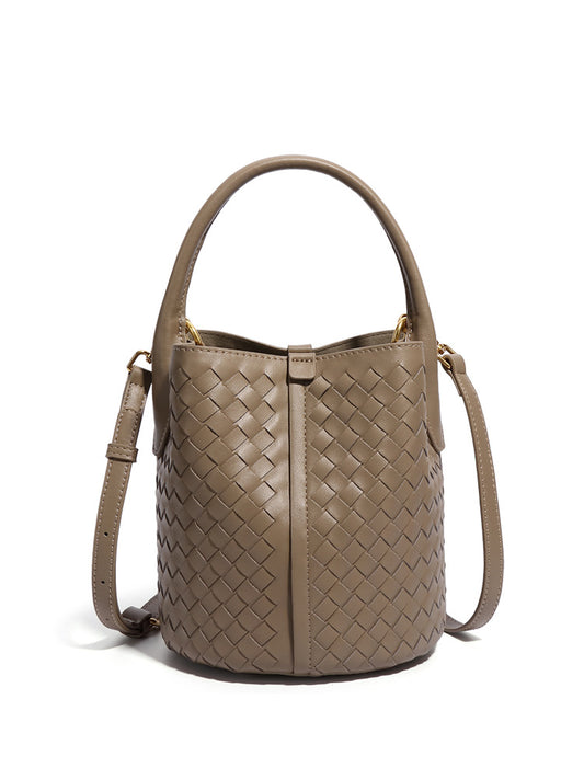 Comfortable Popular Hand-woven Trendy Solid Color Handbags