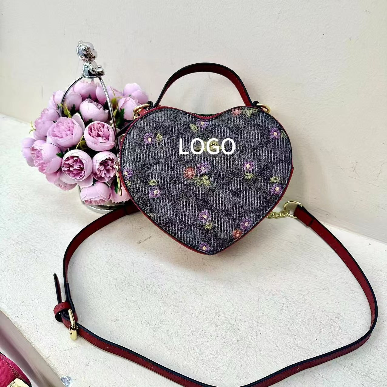 Women's Autumn Cartoon Cute Heart Shape Trendy Crossbody Bags