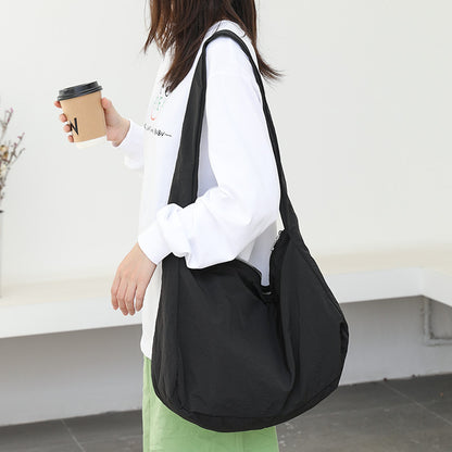 Women's Korean Style Nylon Simple Fashion Solid Color Fresh Crossbody Bags