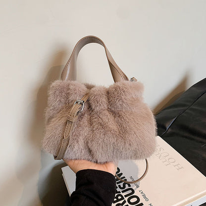 Women's Plush Portable Pleated Korean Fashionable Furry Crossbody Bags