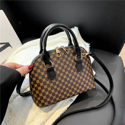 Women's Korean Style Shell Fashionable Printed Portable Handbags