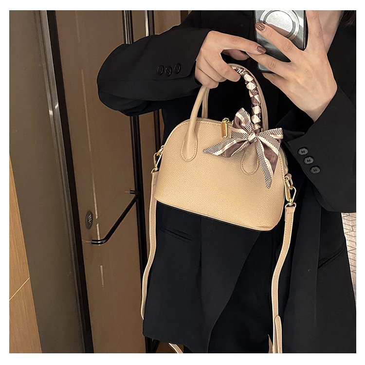 Women's Simple Commute Shell Winter Popular Western Handbags