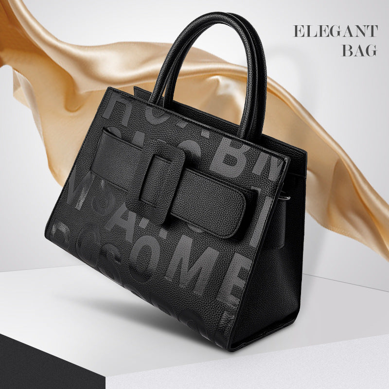 Women's Fashionable Large Capacity Vintage Fashion Letters Bags