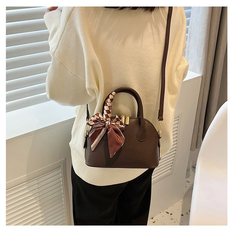 Women's Simple Commute Shell Winter Popular Western Handbags