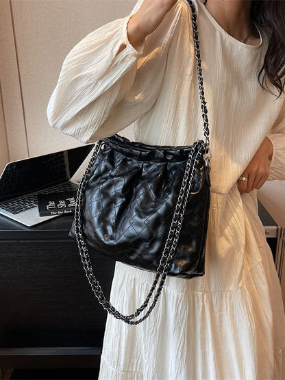 Large Capacity Fashionable High-grade Diamond Chain Shoulder Bags