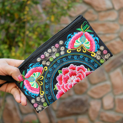 Women's Yunnan Ethnic Embroidery Clutch Fabric Long Change Coin Purses