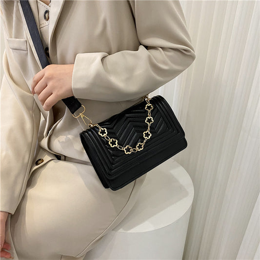 Women's Fashion Korean Style Diamond Quilted Chain Shoulder Bags