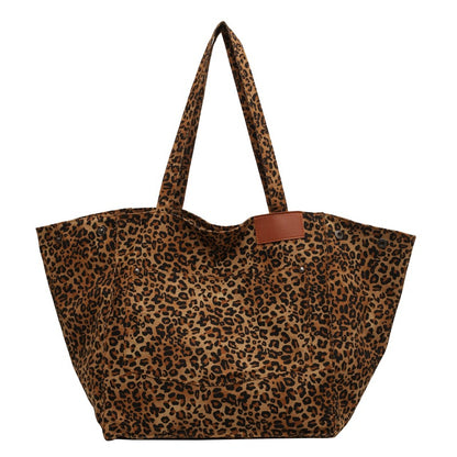 Women's Capacity Leopard Print Fashion Simple Personality Bags