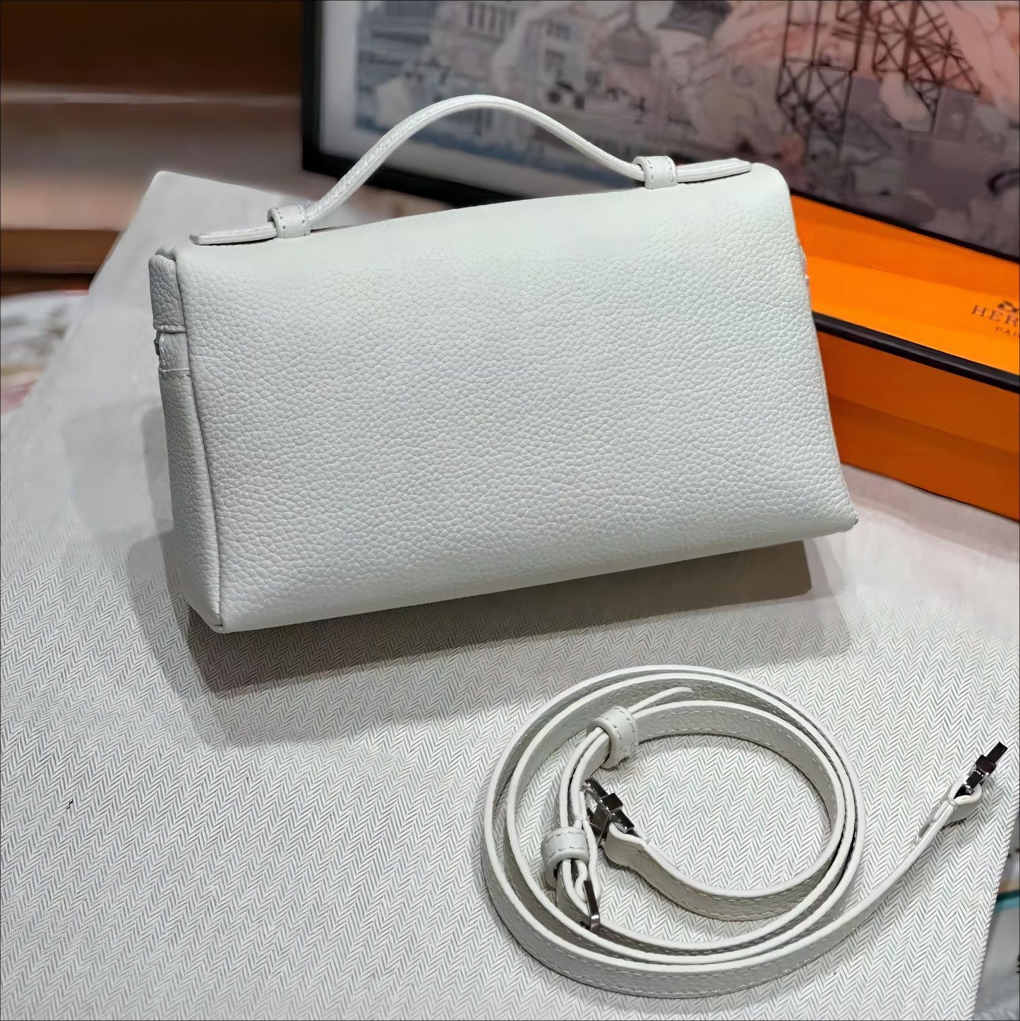 Sac à bandoulière haut tendance en cuir de vache pour femme