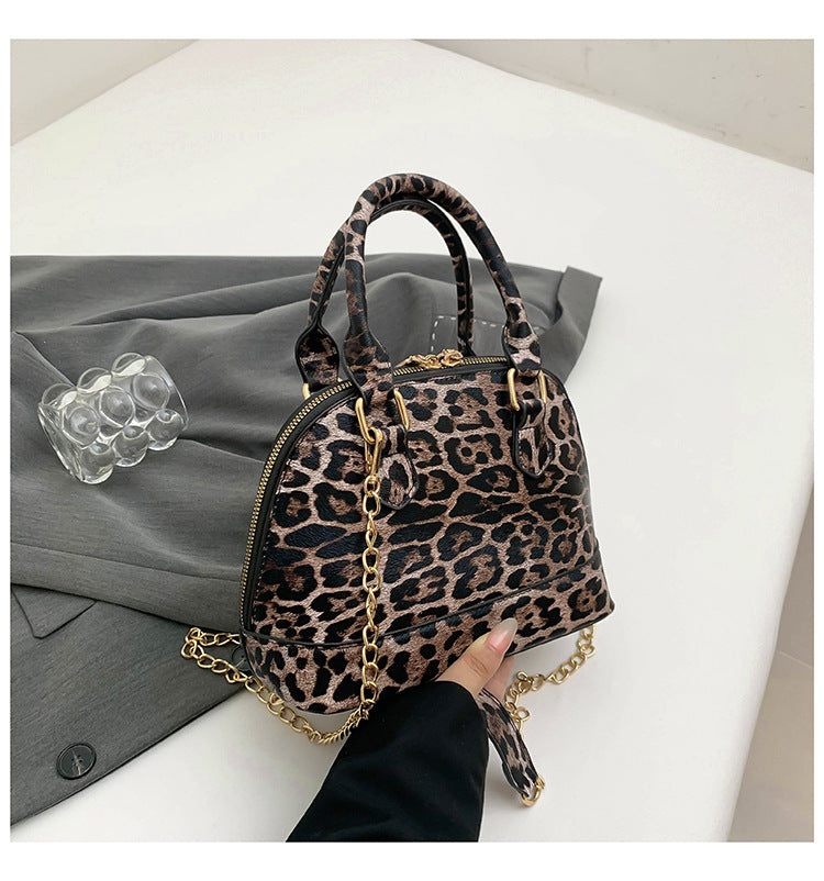 Women's Niche Leopard Print Fashion Portable Shell Shoulder Bags