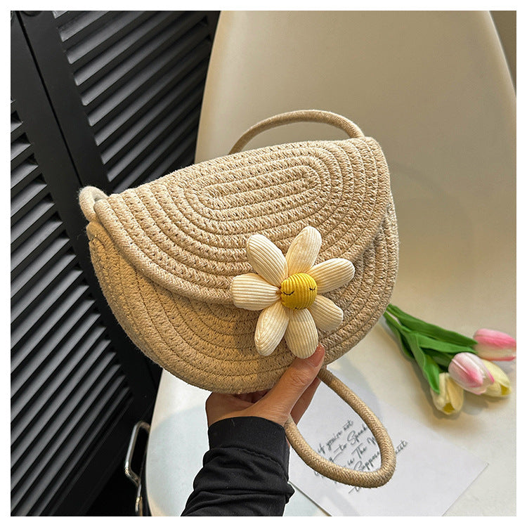 Women's Attractive High-grade Woven Saddle Fashion Bags