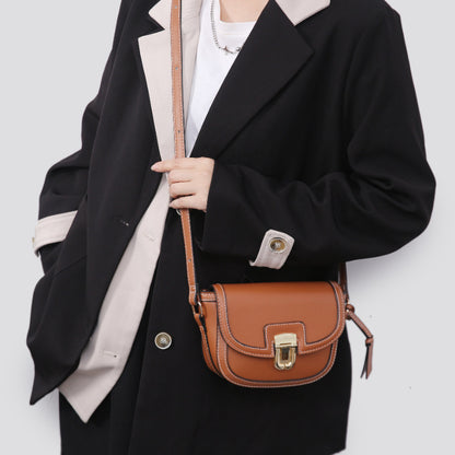 Contrast Color One Saddle Trendy Retro Crossbody Bags