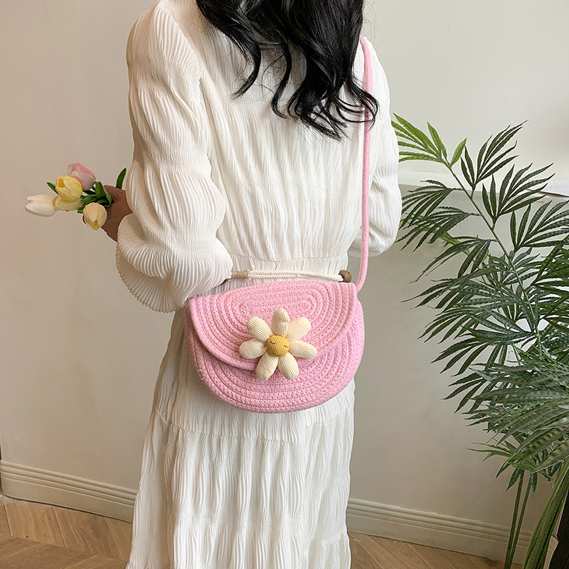 Women's Attractive High-grade Woven Saddle Fashion Bags