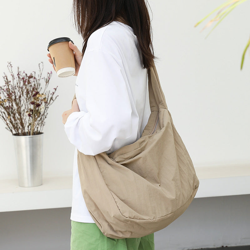 Women's Korean Style Nylon Simple Fashion Solid Color Fresh Crossbody Bags