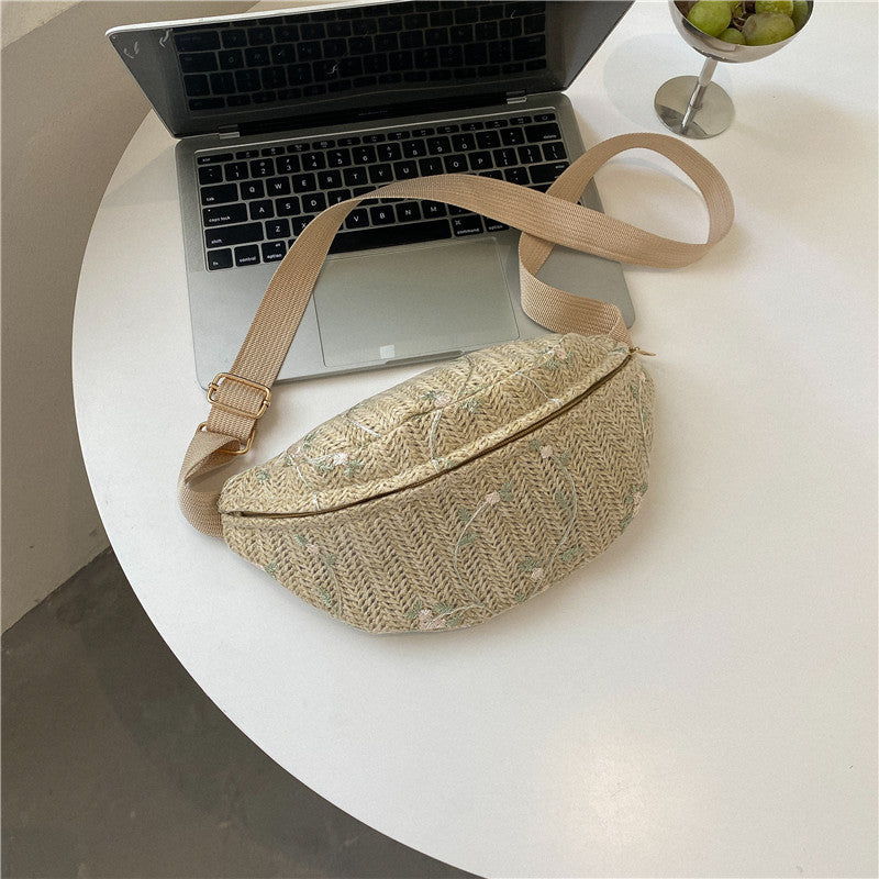 Women's Fashionable Summer Slanted Lightweight Simple Western Style Shoulder Bags