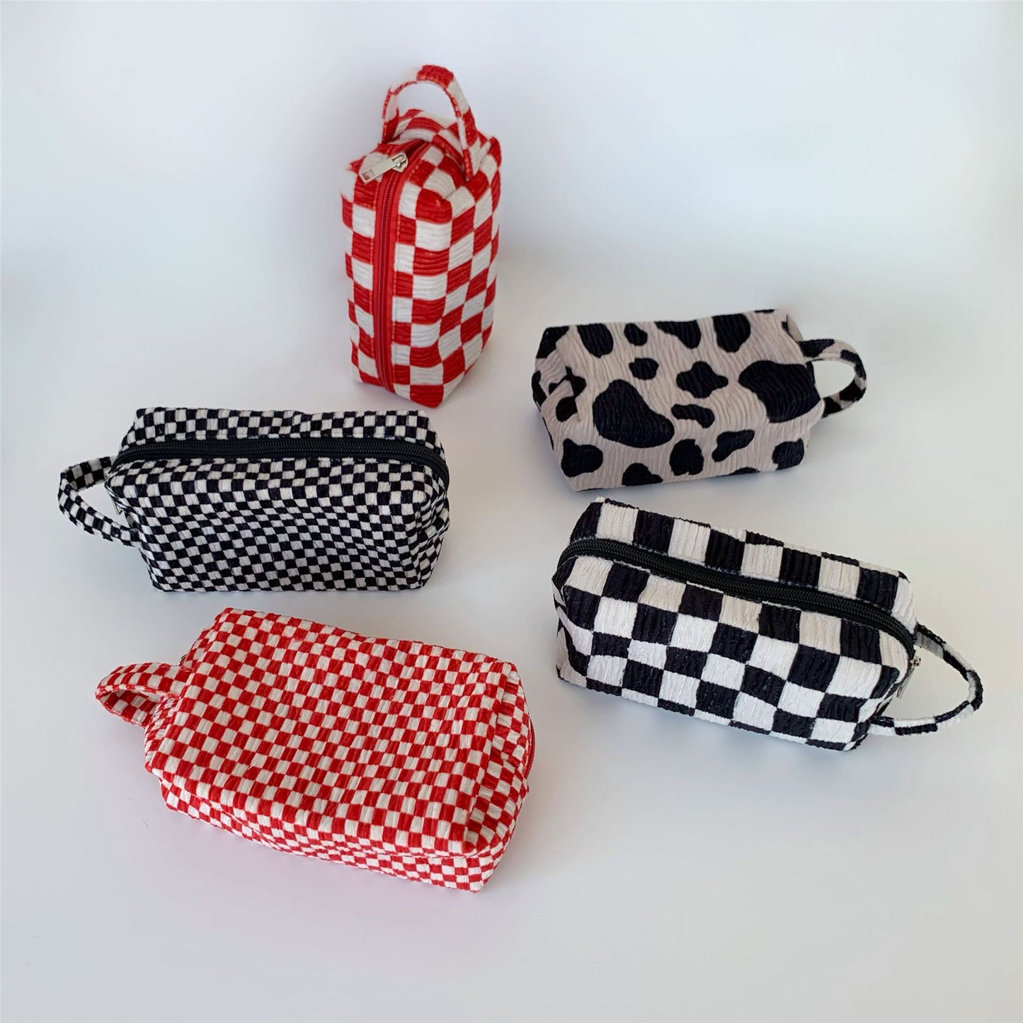 Black White Chessboard Grid Large Capacity Portable Storage Vintage Cosmetic Bags