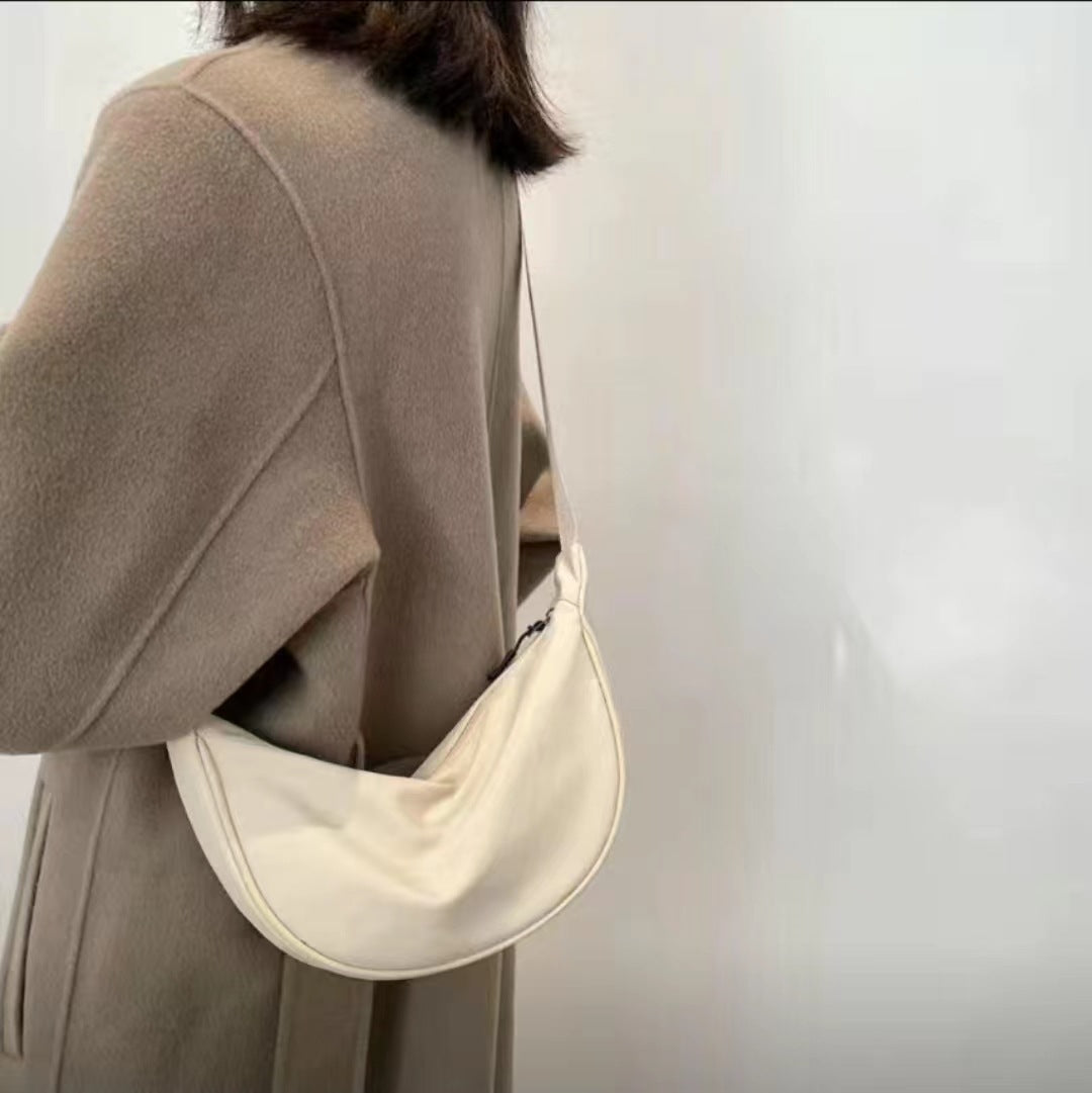 Sacs à main légers en nylon pour femmes, petits sacs à main tendance et tendance pour les aisselles