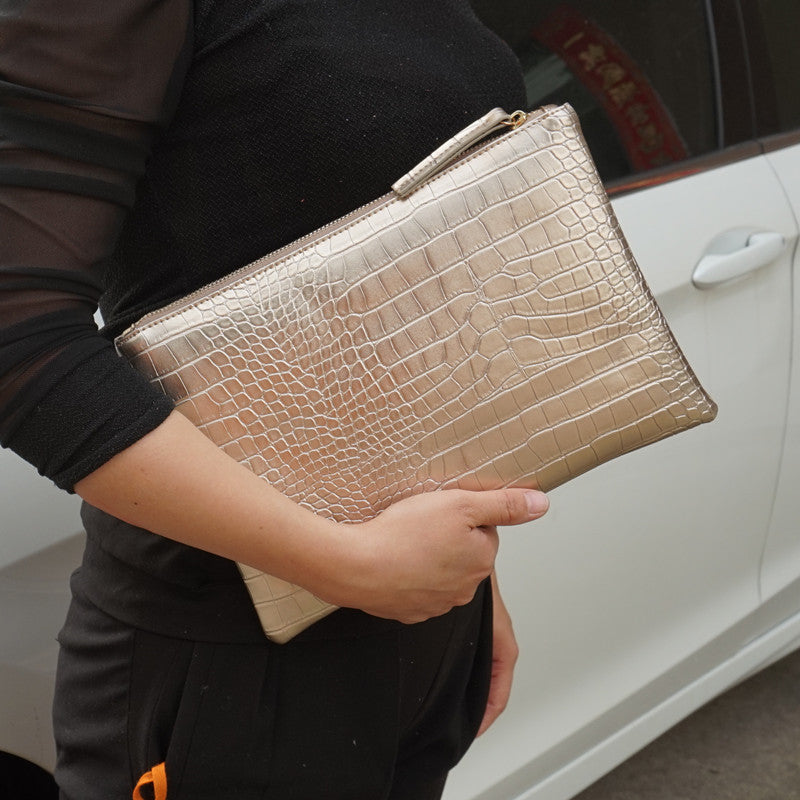 Crocodile Pattern Leather Hand Holding Envelope Handbags