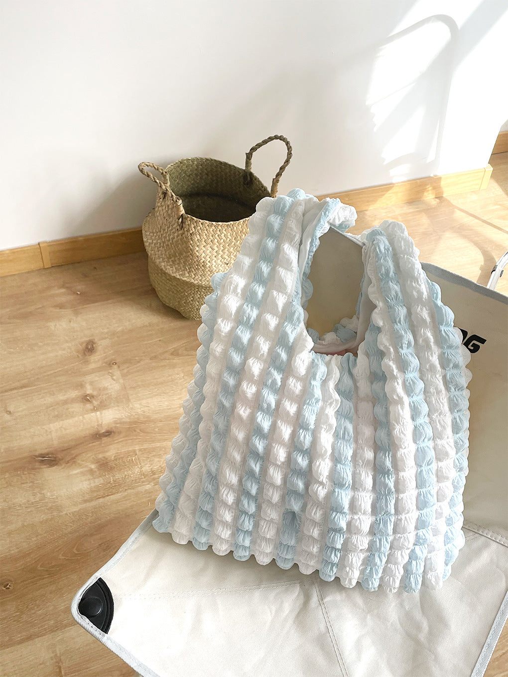 Graceful Popular Bubble Heart Pleated Cloud Handbags