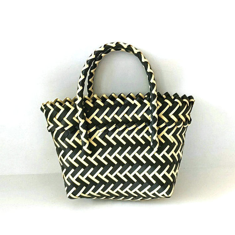 Women's Woven Color Matching Plastic Hand Gift Handbags