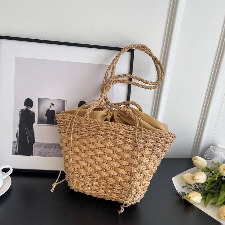 Women's Woven Summer Beach Holiday Style Straw Portable Shoulder Bags