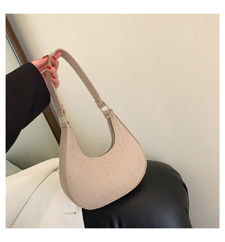 Women's Felt Dumpling Trendy Solid Color Style Crossbody Bags