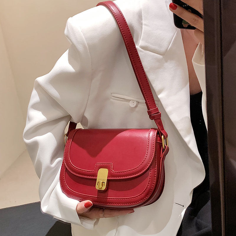 Women's Underarm Trendy Fashion Retro Textured Bags