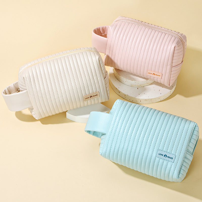 Cake Hand Cosmetics Storage Portable Wash Cosmetic Bags