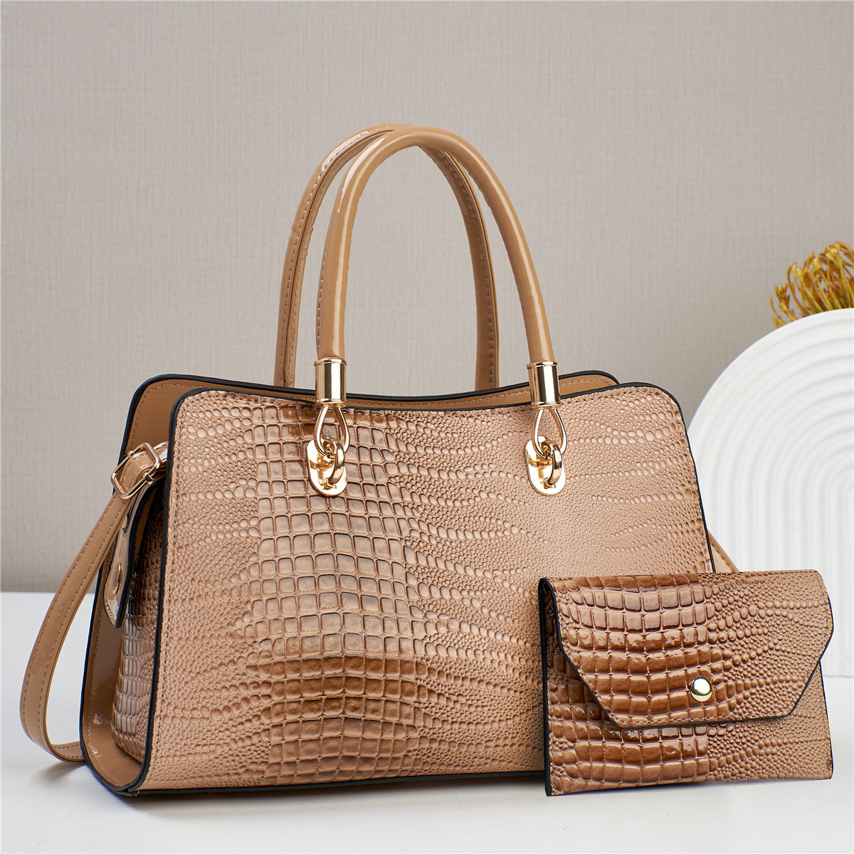 Women's Large Capacity Fashion Crocodile Pattern Mother Handbags