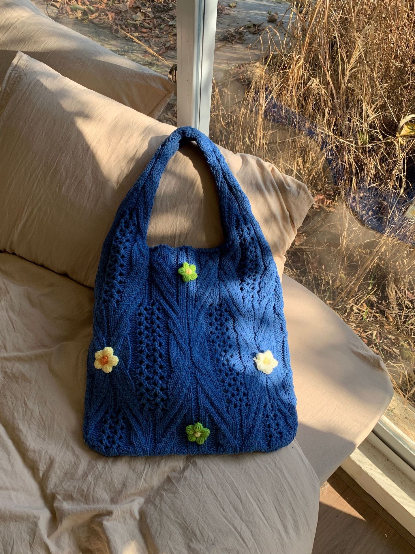 Women's Wool Knitted Woven Flower Minority High-grade Bags