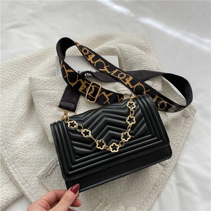 Women's Fashion Korean Style Diamond Quilted Chain Shoulder Bags