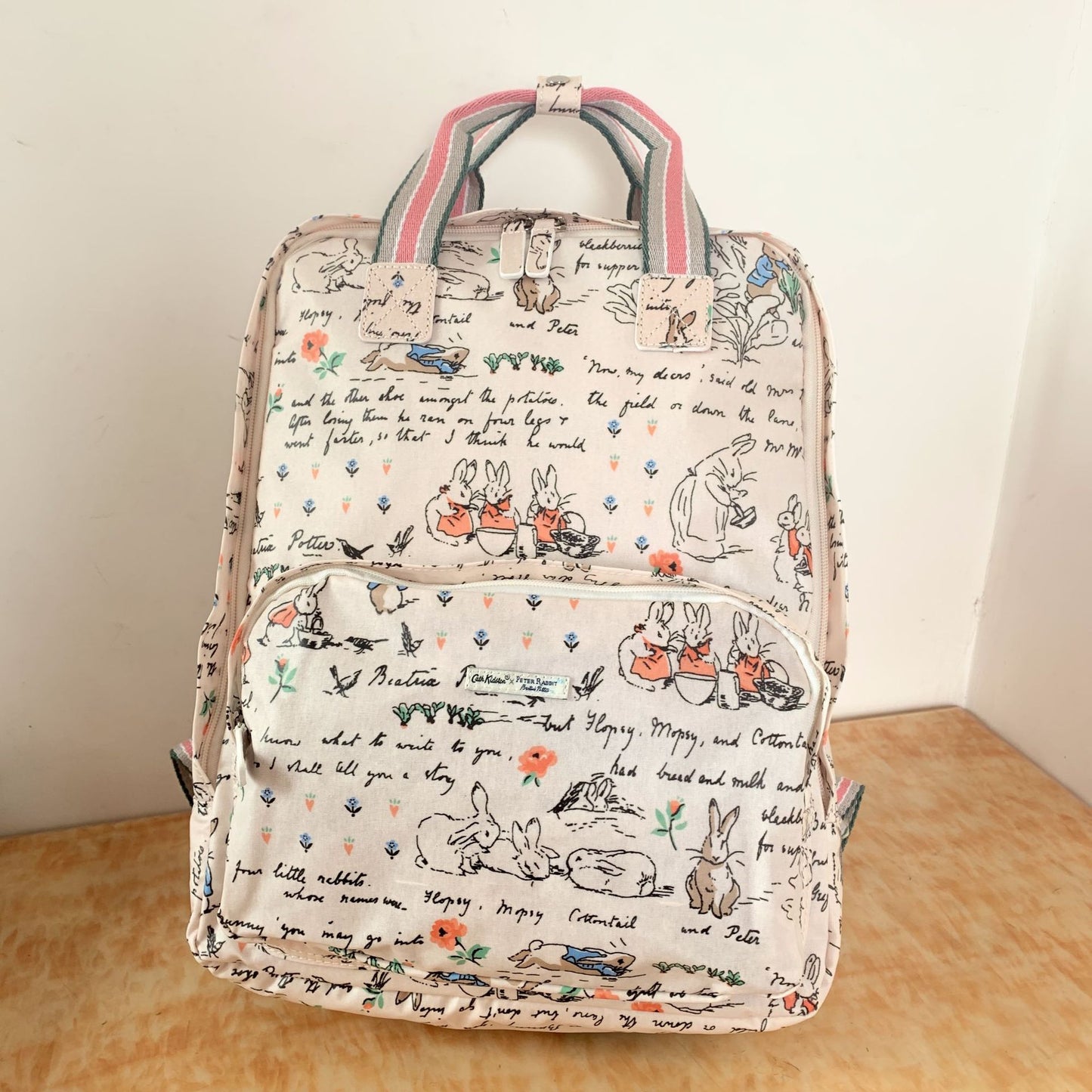 Women's Style Retro Printed Waterproof Large Capacity Backpacks