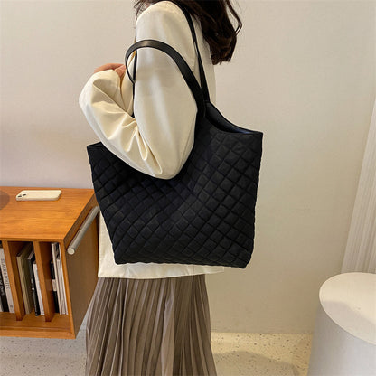 Women's Big Spring Fashion Small Large Capacity Shoulder Bags