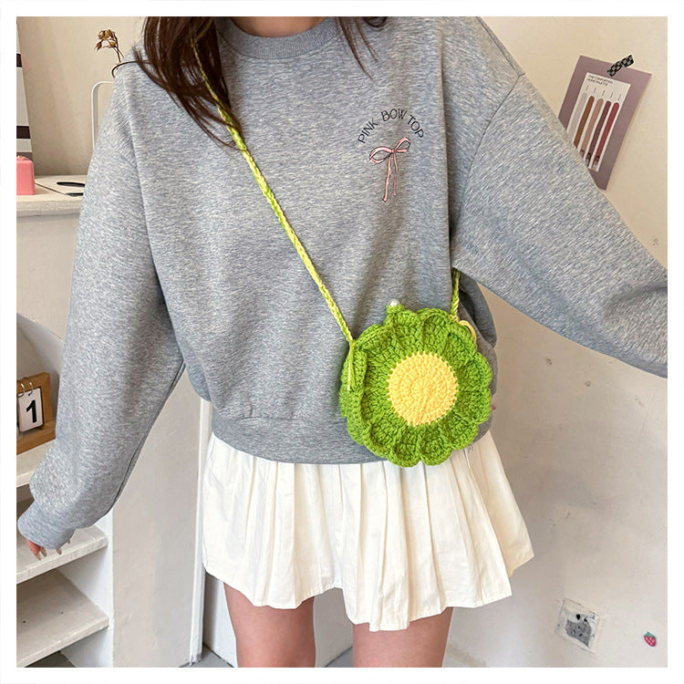 Women's Crocheted Fresh Sweet Contrast Color Cute Shoulder Bags