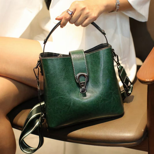 Women's Simple Fashion Oil Wax Leather Handbags