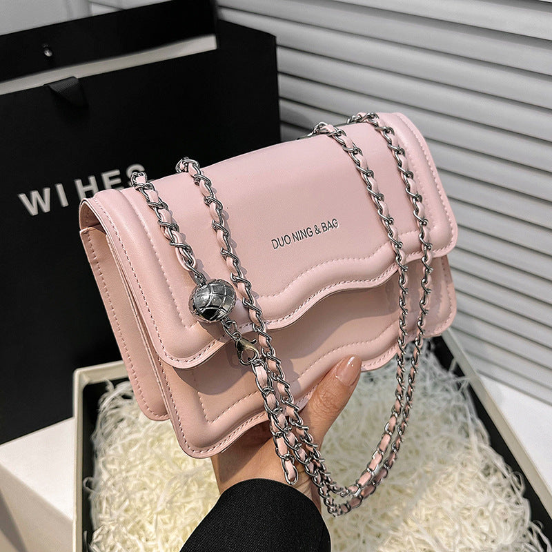 Women's Retro Solid Color Simple Stylish Chain Crossbody Bags