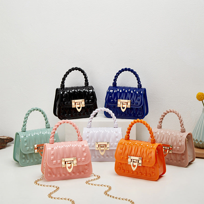 Women's Pretty Rivet Gel Fashion Chain Handbags