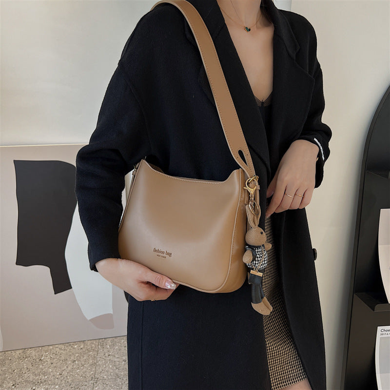 Women's Retro Textured Popular High-grade Fashion Underarm Shoulder Bags