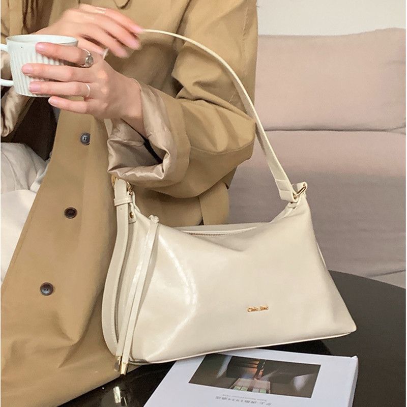 Beautiful Women's New Graceful Fashion Commuter Crossbody Bags